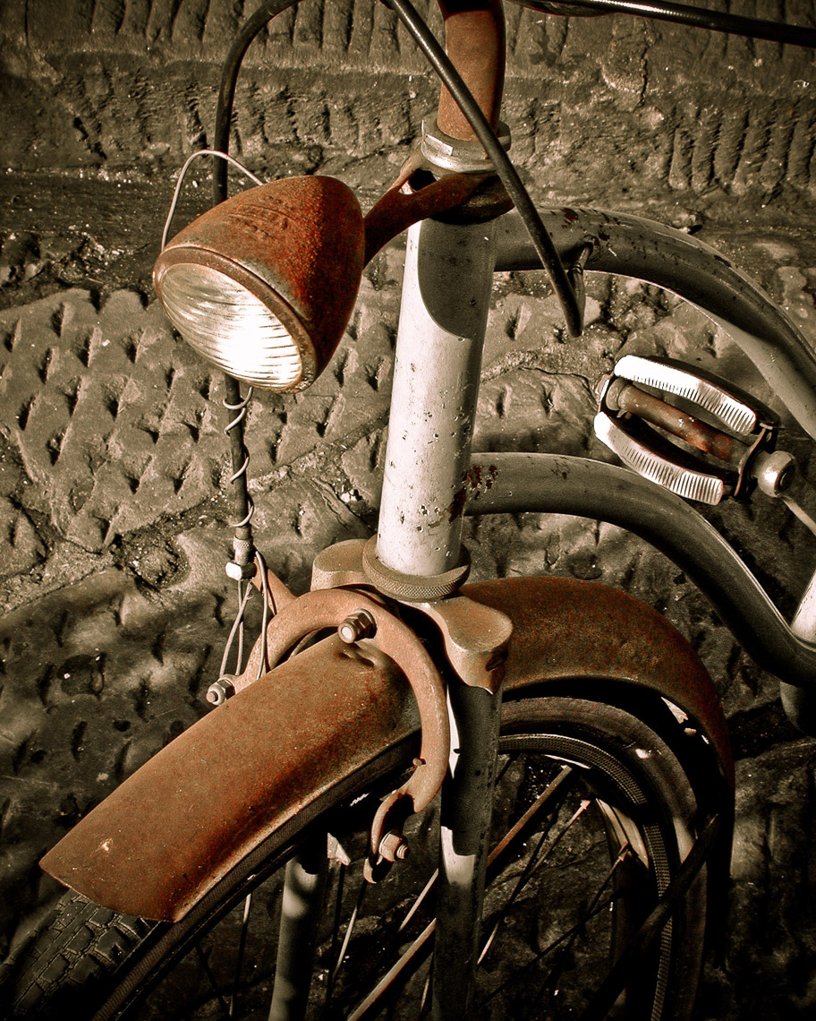 RustyBikeinFlorenceImage113-2